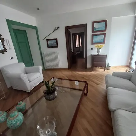 Casa Altieri Bed & Breakfast 3*