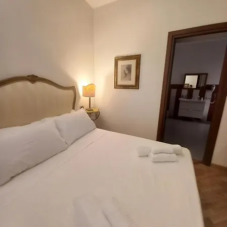 Casa Altieri ベッド・アンド・ブレックファスト 3*